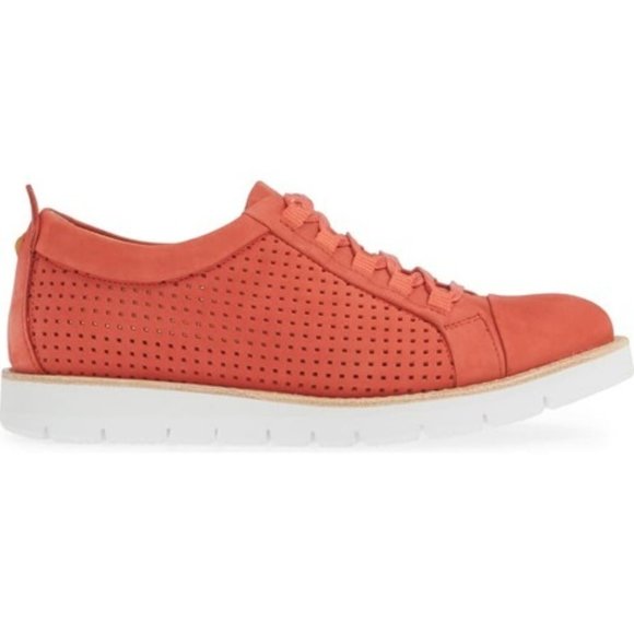 DONATED - NWB Samuel Hubbard Wanderer in Coral - Picture 2 of 5